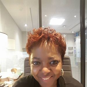 Meet your Posher, Evelyn